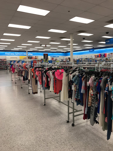 Clothing Store «Ross Dress for Less», reviews and photos, 2180 MacArthur Rd, Whitehall, PA 18052, USA