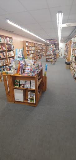 Book Store «Half Price Books», reviews and photos, 2041 Ford Pkwy, St Paul, MN 55116, USA