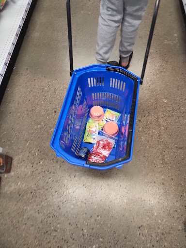 Variety Store «Five Below», reviews and photos, 4088 William Penn Hwy, Monroeville, PA 15146, USA