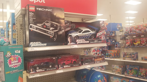 Department Store «Target», reviews and photos, 13460 Archer Ave, Lemont, IL 60439, USA