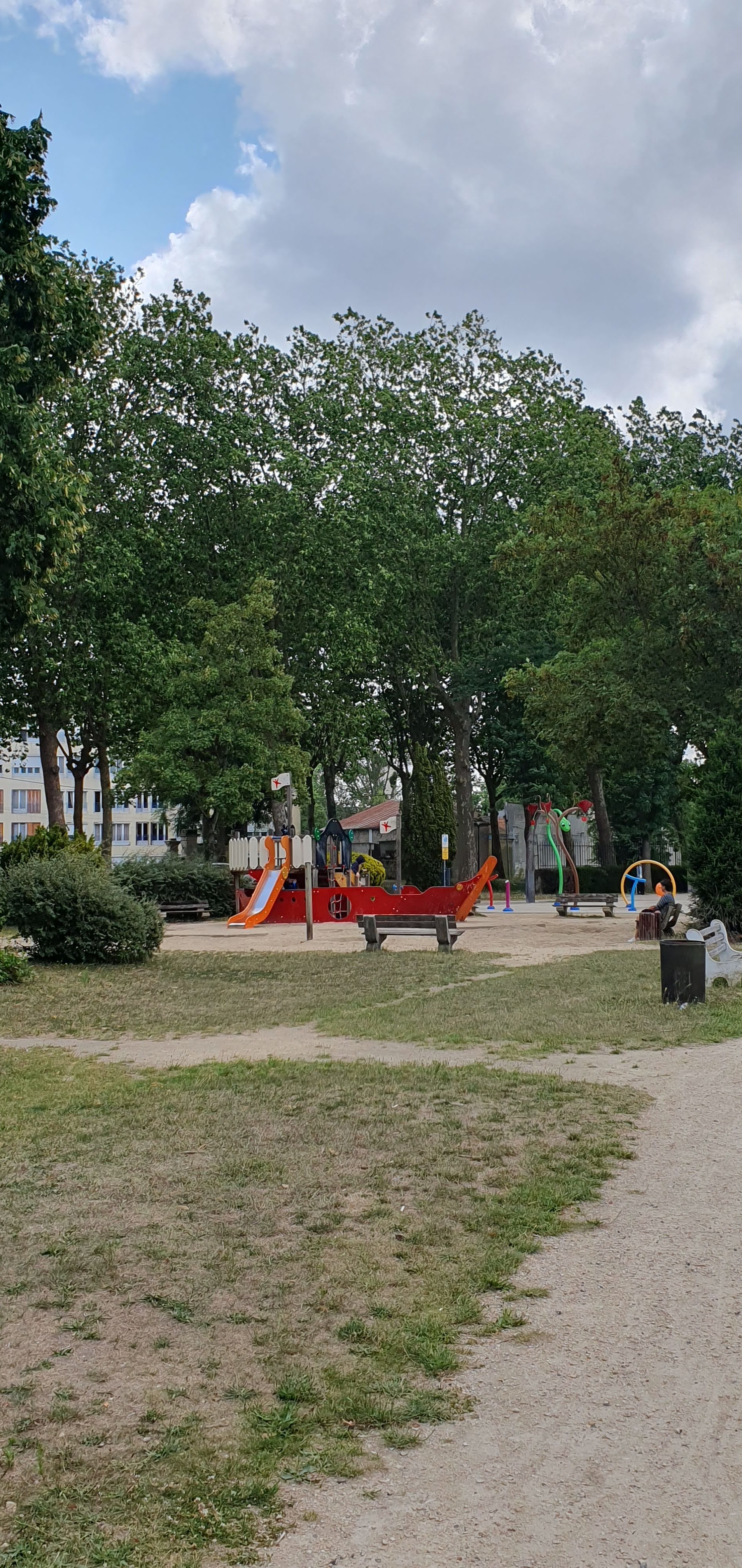 Photo n° 11 de l'avis de Paparazzi.x fait le 23/07/2023 à 08:48