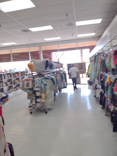 Thrift Store «Goodwill», reviews and photos, 3925 N Flowing Wells Rd, Tucson, AZ 85705, USA