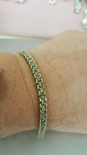 Jeweler «Arts Jewelers», reviews and photos, 6114 Mayfield Rd, Mayfield Heights, OH 44124, USA