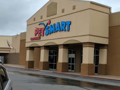 PetSmart, 4900 Rogers Ave #102a, Fort Smith, AR 72903, USA, 