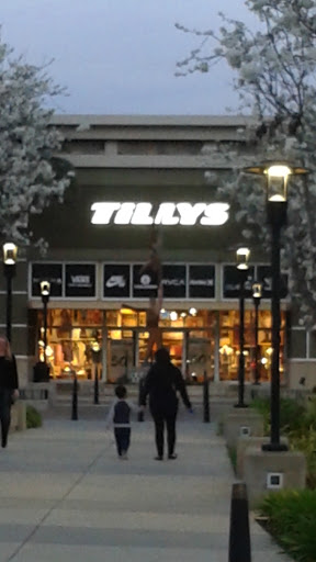 Clothing Store «Tillys», reviews and photos, 43732 Christy St, Fremont, CA 94538, USA