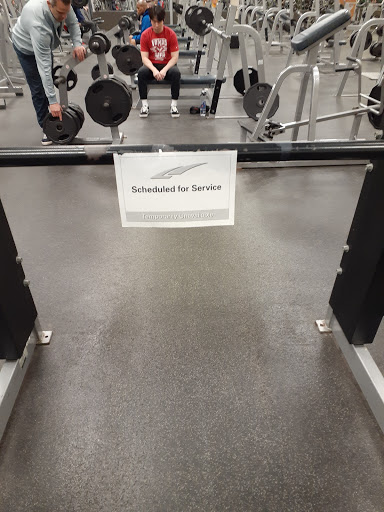 Gym «LA Fitness», reviews and photos, 7650 S Barrington Rd, Hanover Park, IL 60133, USA