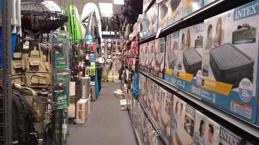 Sporting Goods Store «Big 5 Sporting Goods - Lakewood», reviews and photos, 5247 Lakewood Blvd, Lakewood, CA 90712, USA