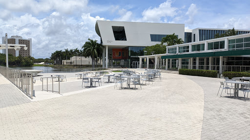 Book Store «University of Miami Bookstore», reviews and photos, 1306 Stanford Dr, Coral Gables, FL 33146, USA