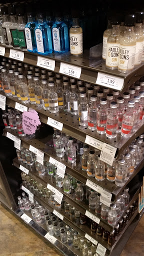 Wine Store «Total Wine & More», reviews and photos, 2401 Fairview Ave N #105, Roseville, MN 55113, USA