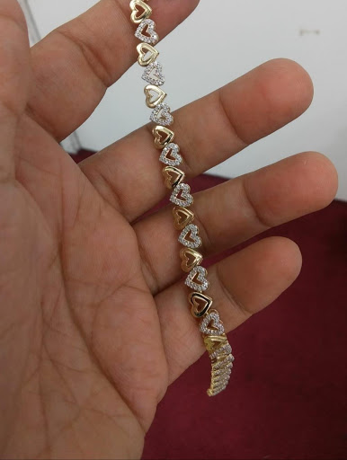 Jewelry Store «Tri State Gold & Diamond», reviews and photos, 529 S 4th St, Louisville, KY 40202, USA