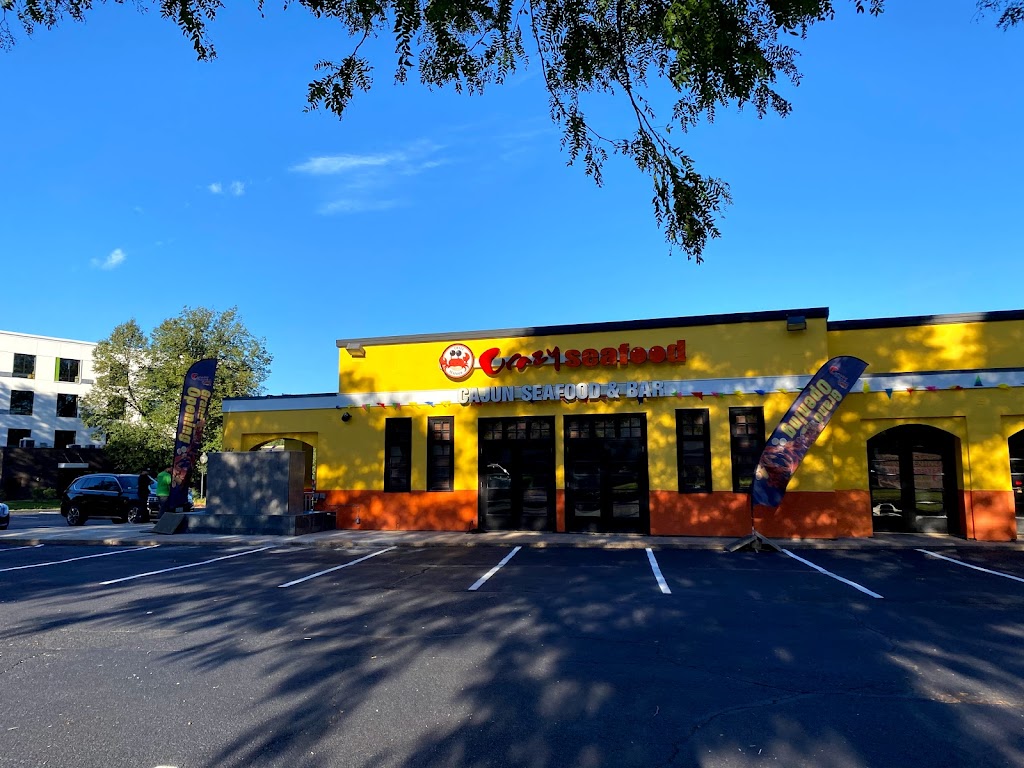 Crazy Seafood Cajun Seafood and Bar 01089