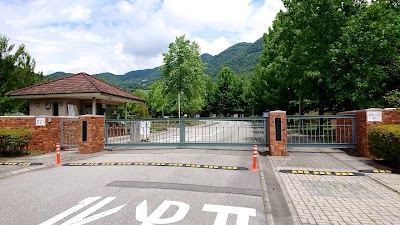 山梨英和大学