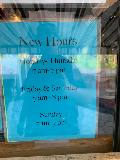 Grocery Store «Shoreless Acres General Store», reviews and photos, 5006 E Lake Rd, Livonia, NY 14487, USA