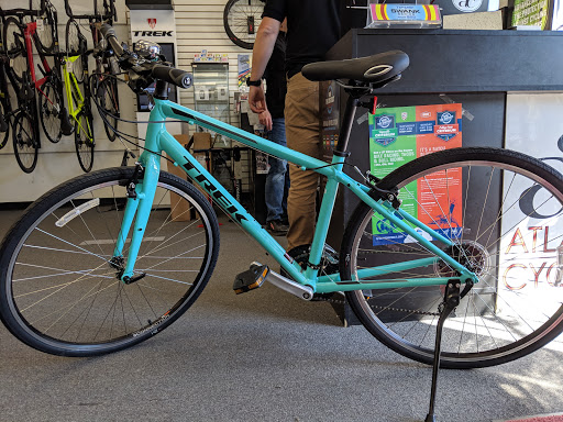 Bicycle Store «Atlanta Cycling - Vinings», reviews and photos, 4335 Cobb Pkwy, Atlanta, GA 30339, USA