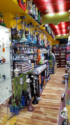 Tobacco Shop «Brickell Smoke Shop», reviews and photos, 13 SW 7th St, Miami, FL 33130, USA