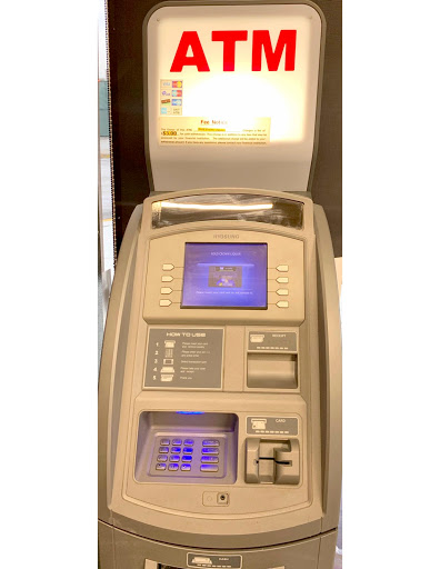 Liquor Store «Gold Crown Liquors Store», reviews and photos, 3425 N Clark St, Chicago, IL 60657, USA