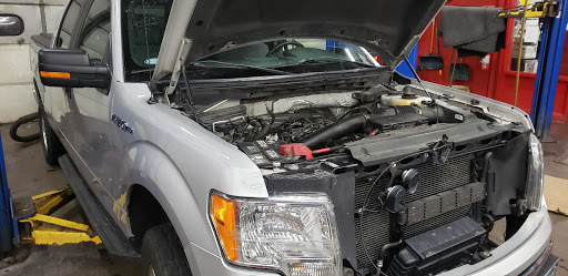 Auto Body Shop «Intermaco Auto Services», reviews and photos, 2601 Central Ave NE, Minneapolis, MN 55418, USA