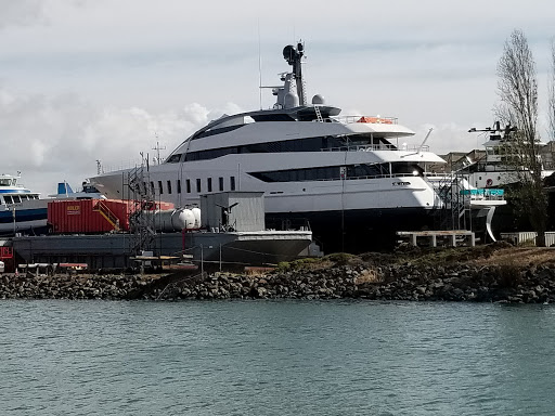 Boat builders Fremont