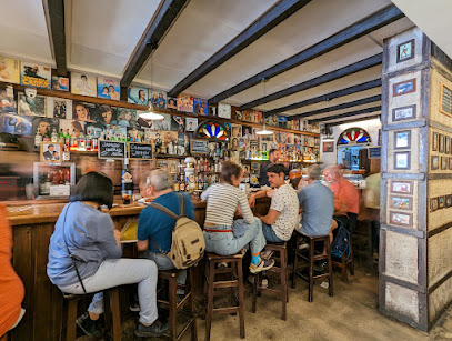 Bar LA TRANCA - C. Carretería, 92, 29008 Málaga, Spain