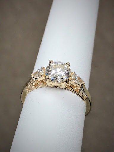 Jeweler «Florida Estate Jewelry», reviews and photos, 14841 N Florida Ave, Tampa, FL 33613, USA