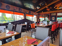 Atmosphère du Restaurant Le Miami Grill à Saint-Paul-lès-Romans - n°5