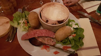 Raclette du Restaurant de fondues Restaurant Le Plancher des Vaches à Valloire - n°7