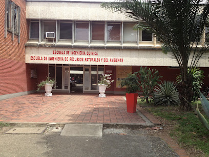 Escuela de Ingeniería Química y Escuela de Ingenieria de Recursos Naturales y del Ambiente - Edificio 336