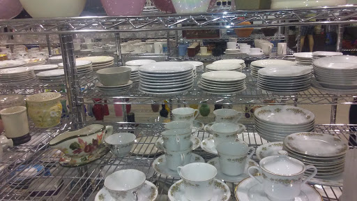 Thrift Store «Goodwill Superstore», reviews and photos