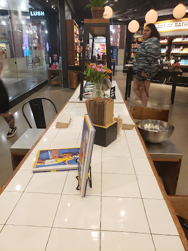 Cosmetics Store «Lush Cosmetics», reviews and photos, 104 Walden Galleria, Buffalo, NY 14225, USA