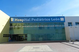 Hospital De Especialidades Pediátrico De León image