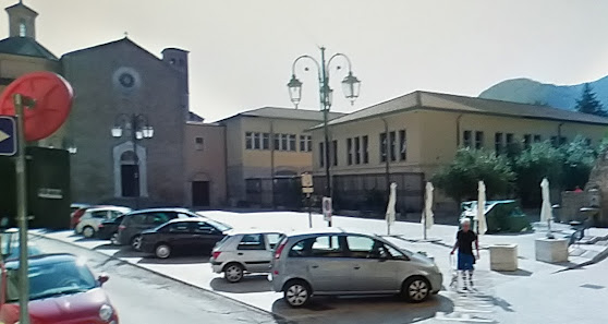 Liceo Scientifico Statale Carlo Jucci Piazza San Francesco, 02100 Rieti RI, Italia