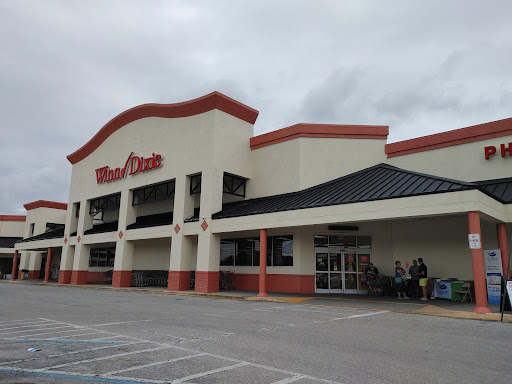 Winn-Dixie, 1651 SE US Hwy 19, Crystal River, FL 34429, USA, 