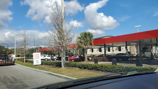 Top Dog Express en Poinciana