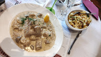 Sauce aux champignons du Restaurant de spécialités alsaciennes Ce Cher Hans à Vendenheim - n°7