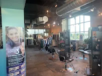 Hollywood Beach Salon-Spa-Boutique - Car repair in Oxnard, CA, Oxnard - Rated 4.4/5