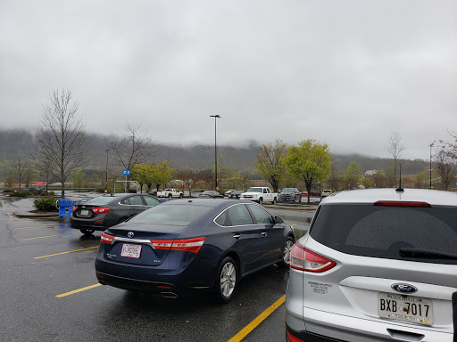 Department Store «Walmart Supercenter», reviews and photos, 260 Donald E Thurmond Pkwy, Cleveland, GA 30528, USA