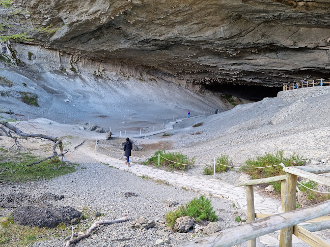 Opiniones de Monumento natural Cueva del Milodón en Natales - Centro naturista