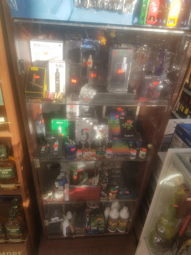 Liquor Store «Royal Liquor & Wine», reviews and photos, 1015 N Randall Rd, Elgin, IL 60123, USA