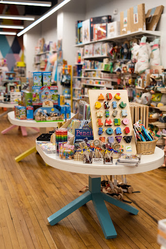 Toy Store «Alakazam Toys & Gifts», reviews and photos, 100 E Main St, Charlottesville, VA 22902, USA