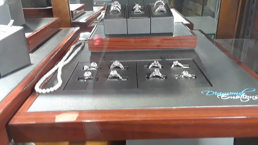 Jewelry Store «Your Jewelers», reviews and photos, 20 W Mulberry St, Lebanon, OH 45036, USA