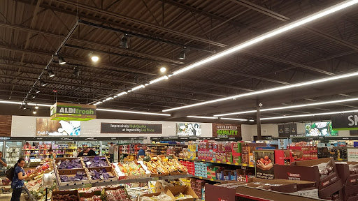 Supermarket «ALDI», reviews and photos, 199 Miller Dr, North Aurora, IL 60542, USA