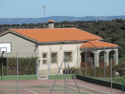 PASTORES INSTALACIONES DEPORTIVAS - Carr. Ccv-5.2, 37510 Pastores, Salamanca, Spain