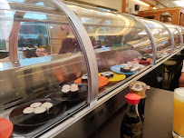 Atmosphère du Restaurant de sushis sur tapis roulant Restaurant Asia | Buffet asiatique - Sushi bar à Chasseneuil-du-Poitou - n°2