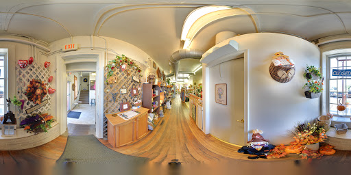 Florist «Yorkville Flower Shoppe», reviews and photos, 216 S Bridge St, Yorkville, IL 60560, USA