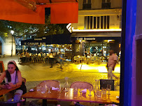 Atmosphère du Restaurant français La French Guinguette à Paris - n°1