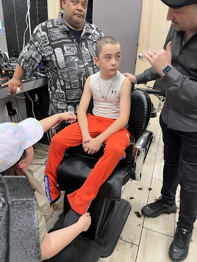 Mens Beauty Salon «Prestige Salon», reviews and photos, 5065 Main St, Trumbull, CT 06611, USA