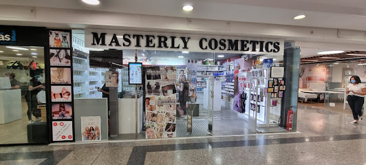 Masterly - Perfumería, Cosmética & Moda - Montequinto