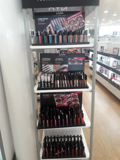 Cosmetics Store «Ulta Beauty», reviews and photos, 8325 E Twelve Mile Rd, Warren, MI 48093, USA
