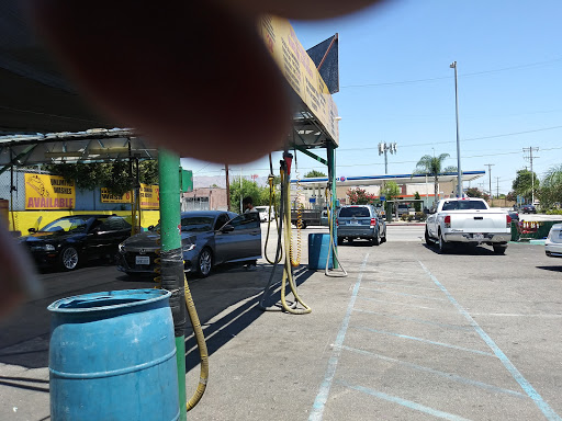 Car Wash «Vineland Car Wash», reviews and photos, 11005 Vanowen St, North Hollywood, CA 91605, USA