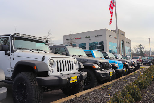 Jeep Dealer «Route 18 Chrysler Jeep Dodge Ram», reviews and photos, 400 NJ-18, East Brunswick, NJ 08816, USA